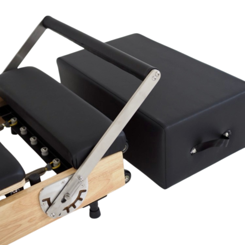 Sharp Shape Pilates Reformer dřevěný černý